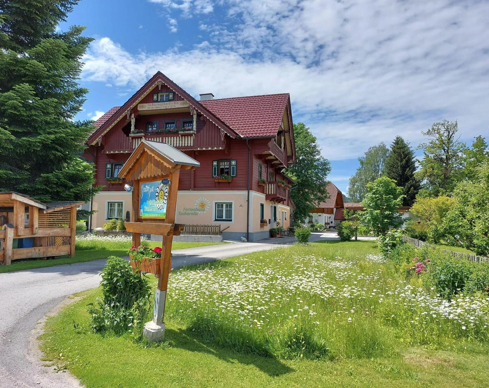 Charming House In Pruggern, Mountain View Villa Bagian luar foto
